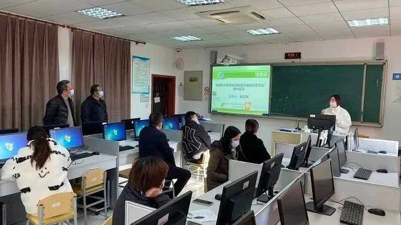 小标题：了解计算机等级考试背景
